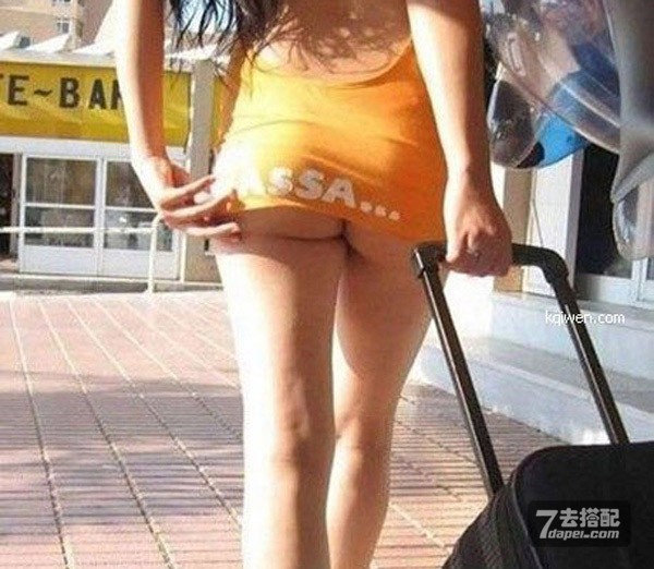 偷拍,走光多张经典瞬间!狼友闪开