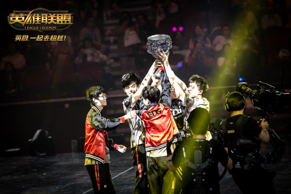 lol2018LPL春季赛分组结果公布：东西部实力均衡