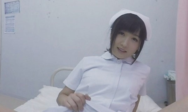 大槻响护士装扮