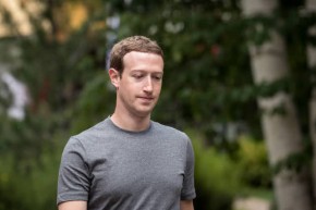 Facebook盘后跌逾20% 扎克伯格资产缩水168亿美元