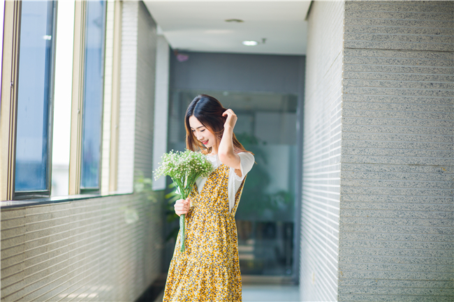 流氓艳遇记 父母不在家表哥却对我这个弱女子动私心