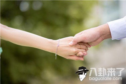 爱上妈宝男注定悲剧 因买房准婆婆一次次入侵我们的生活